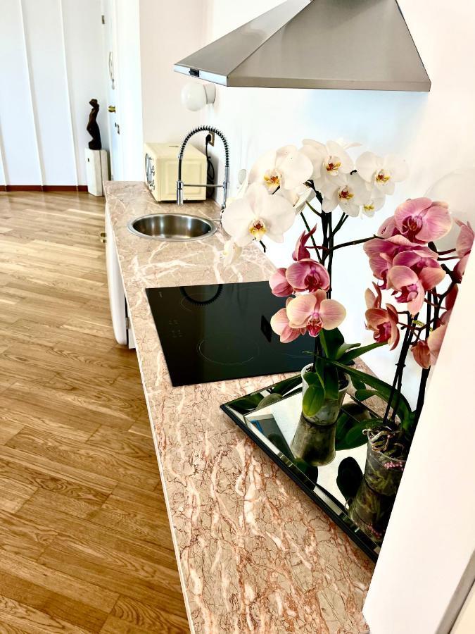 Imperial Terrace Suite Milano Exteriör bild